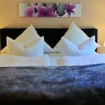 Seehotel Lindenhof ホテル