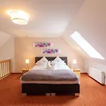 Seehotel Lindenhof 4* Lychen