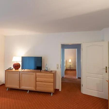 Seehotel Lindenhof ホテル 4*