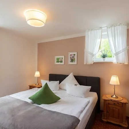 Seehotel Lindenhof 4* リヘン