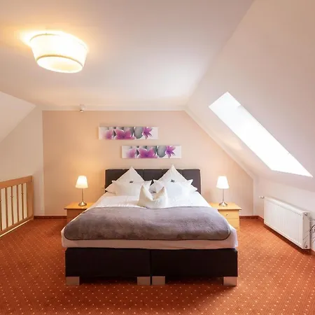 Seehotel Lindenhof 4* Lychen