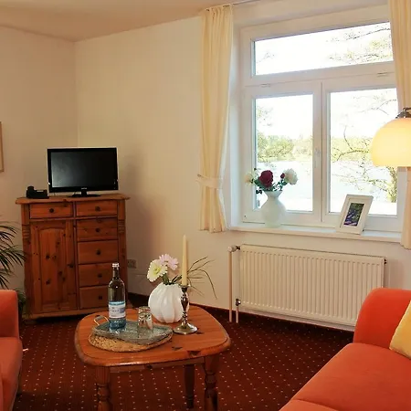 Hotel Seehotel Lindenhof 4*