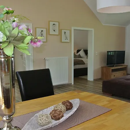 Seehotel Lindenhof 4*