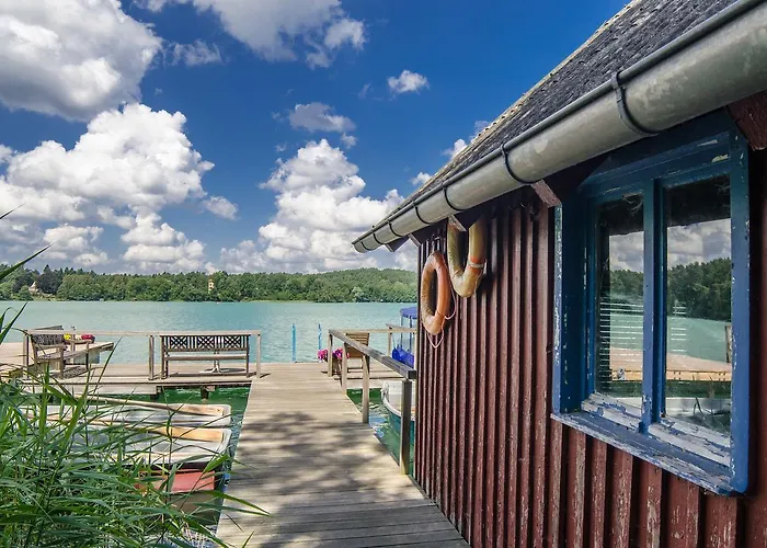 Seehotel Lindenhof 뤼헨